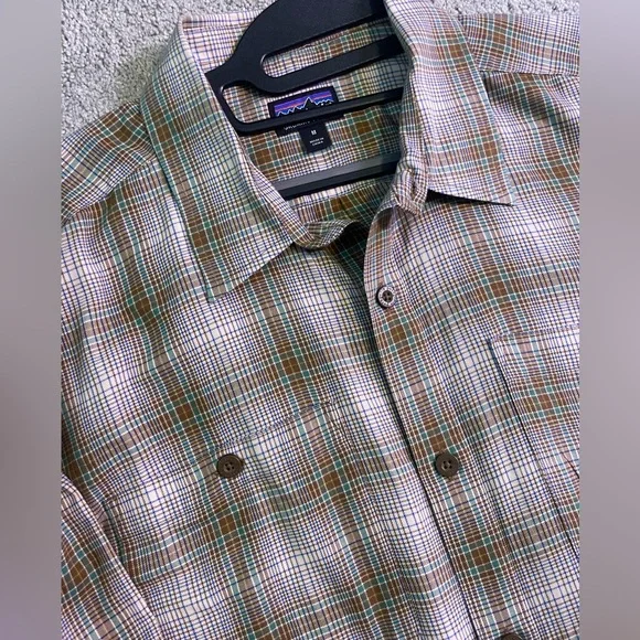 Patagonia Green and Brown Plaid Shirt - Picture 2 of 4